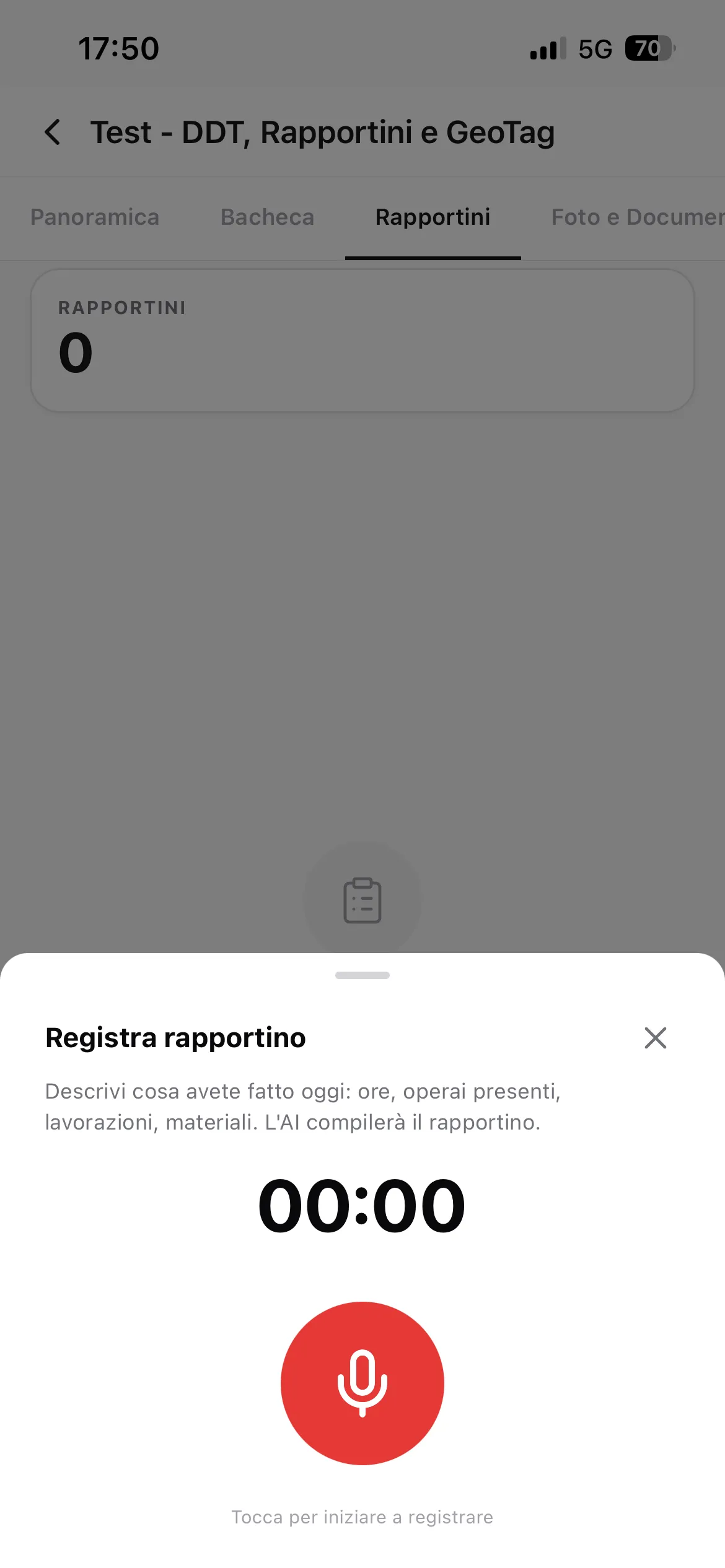 Registrazione di un rapportino vocale nell'app CantieriCloud, trascritto dall'AI